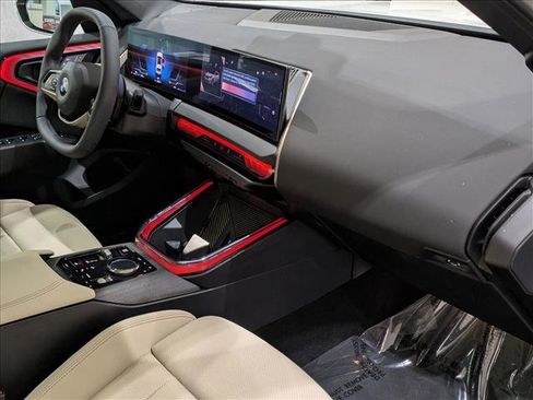 Used 2025 BMW X3 xDrive30i w/ Convenience Package image 23