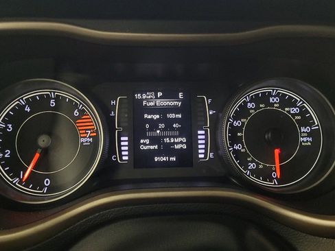 Used 2018 Jeep Cherokee Latitude image 23