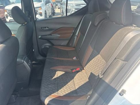 Used 2021 Nissan Kicks SR FWD image 23