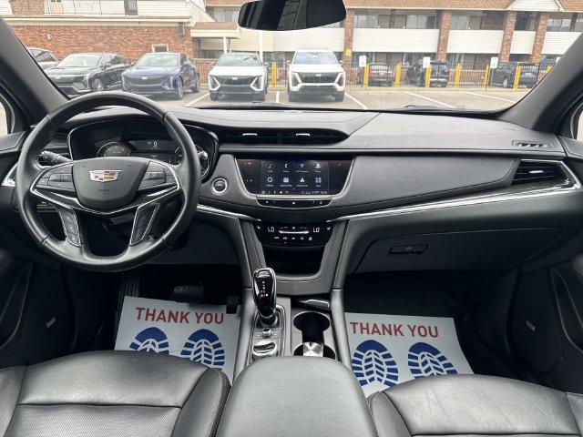 Used 2020 Cadillac XT5 Premium Luxury w/ LPO, Floor Liner Package AWD/4WD image 36