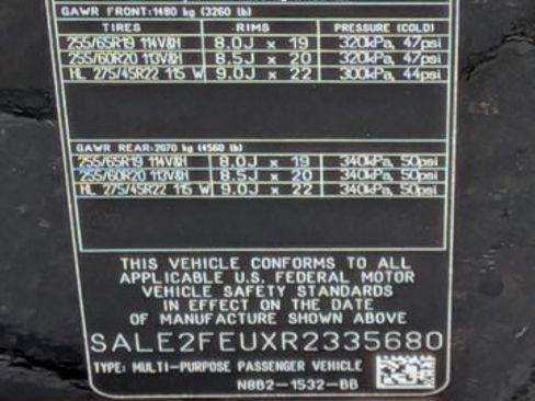 Certified 2024 Land Rover Defender 130 X-Dynamic SE AWD/4WD image 23