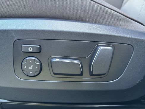 New 2026 BMW X3 xDrive30 w/ Premium Package image 16