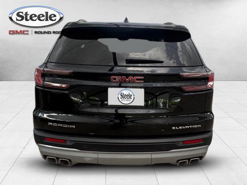 Used 2026 GMC Acadia Elevation w/ Elevation Premium Package FWD image 4