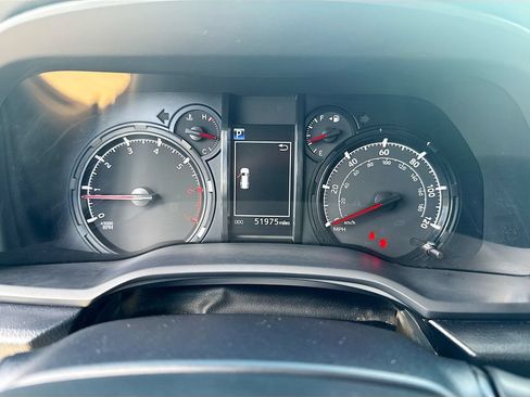Used 2024 Toyota 4Runner SR5 AWD/4WD image 12