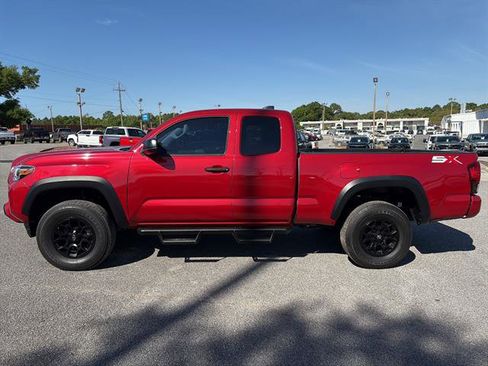 Used 2022 Toyota Tacoma SR w/ SX Package image 3