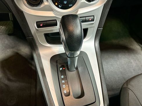 Used 2016 Ford Fiesta SE w/ Cold Weather Package image 15