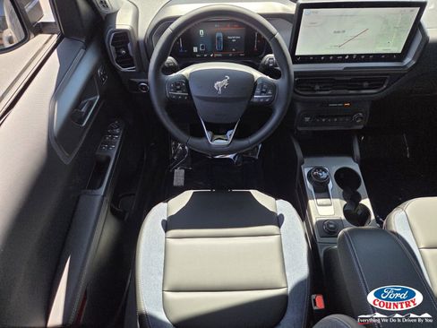 New 2026 Ford Bronco Sport Outer Banks w/ Outer Banks Tech Package+ AWD/4WD image 9