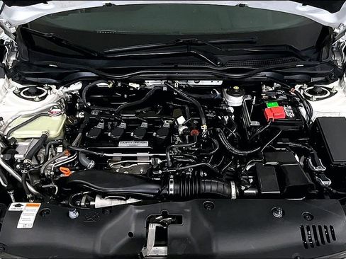 Used 2017 Honda Civic Sport image 9