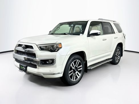 Used 2016 Toyota 4Runner Limited AWD/4WD image 3