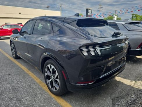 Used 2022 Ford Mustang Mach-E Premium AWD/4WD image 4