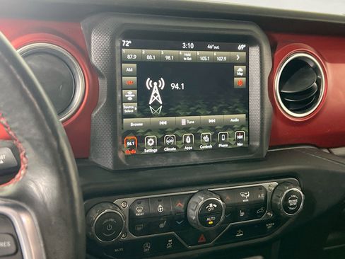 Used 2023 Jeep Wrangler Unlimited Rubicon w/ Xtreme 35 Tire Package image 15