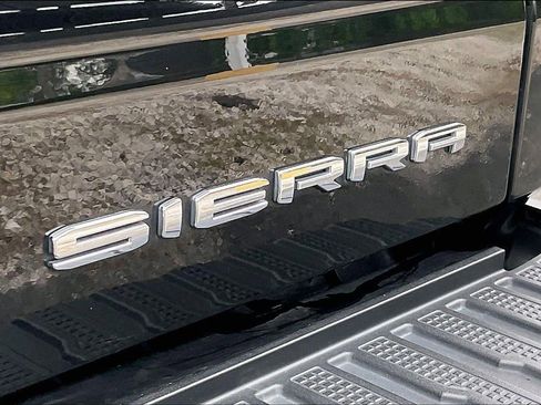 Used 2021 GMC Sierra 1500 Denali w/ Technology Package AWD/4WD image 8