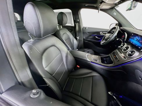 Used 2021 Mercedes-Benz GLC 300 4MATIC image 27
