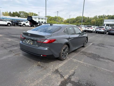 Used 2026 Toyota Camry XLE w/ Premium Package AWD/4WD image 27