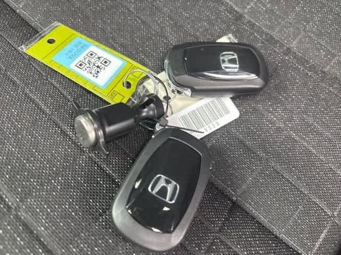 Used 2026 Honda HR-V Sport image 26