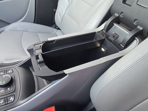 Used 2019 GMC Terrain SLT w/ Preferred Package FWD image 31