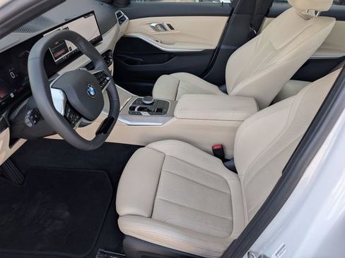 Used 2025 BMW 330i Sedan image 8