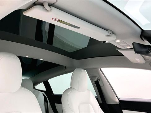 Used 2021 Tesla Model 3 Long Range image 13