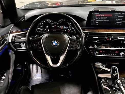 Used 2019 BMW 540i xDrive 540i xDrive w/ Convenience Package image 6