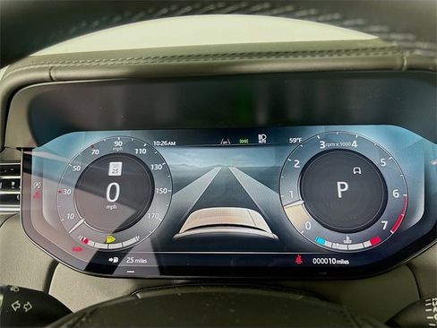 New 2025 Land Rover Range Rover SE image 13
