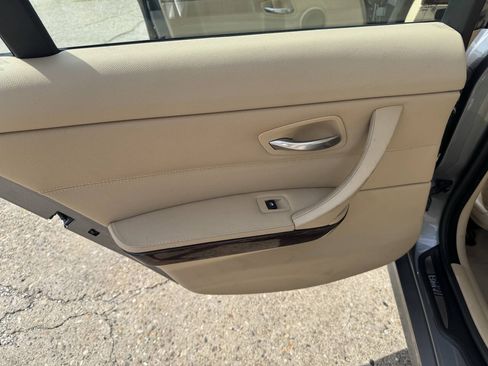 Used 2009 BMW 328i Sedan RWD image 19