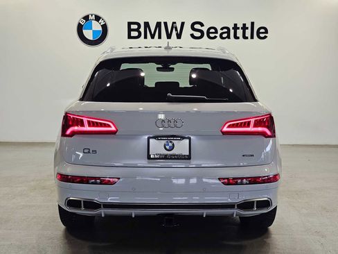 Used 2020 Audi Q5 e Premium Plus w/ Premium Plus Package image 5