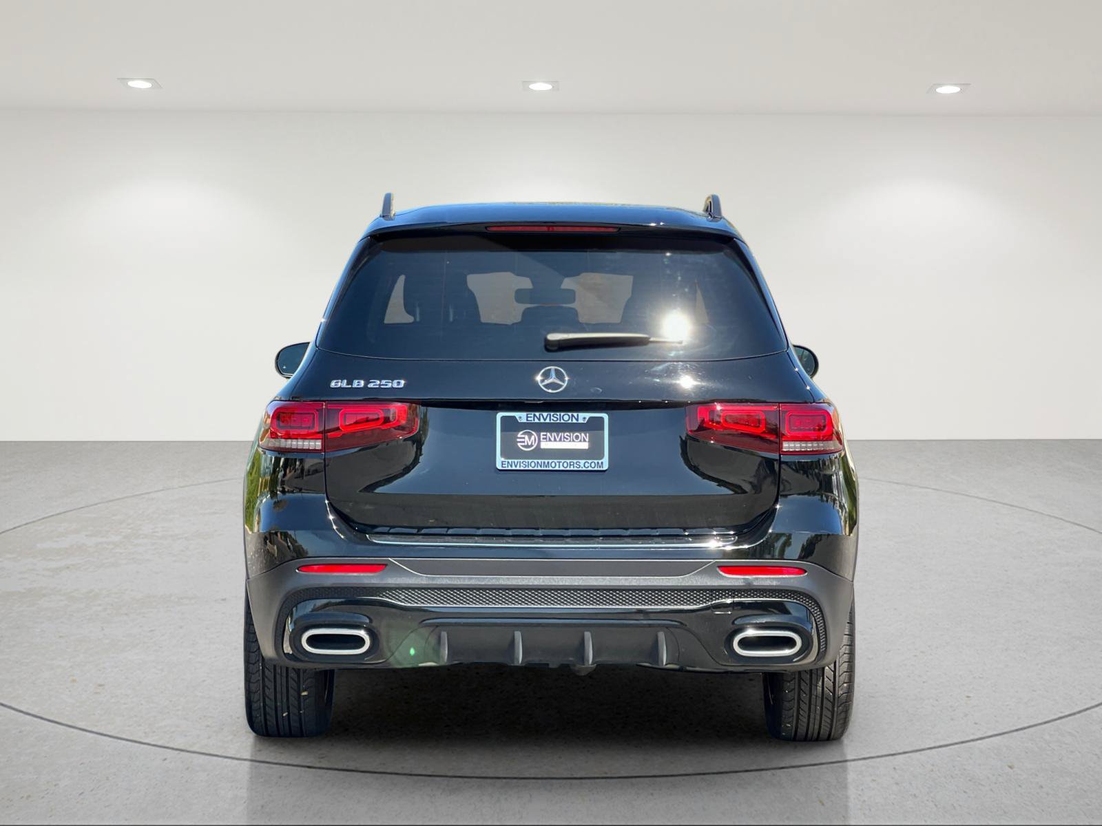Used 2022 Mercedes-Benz GLB 250 image 4