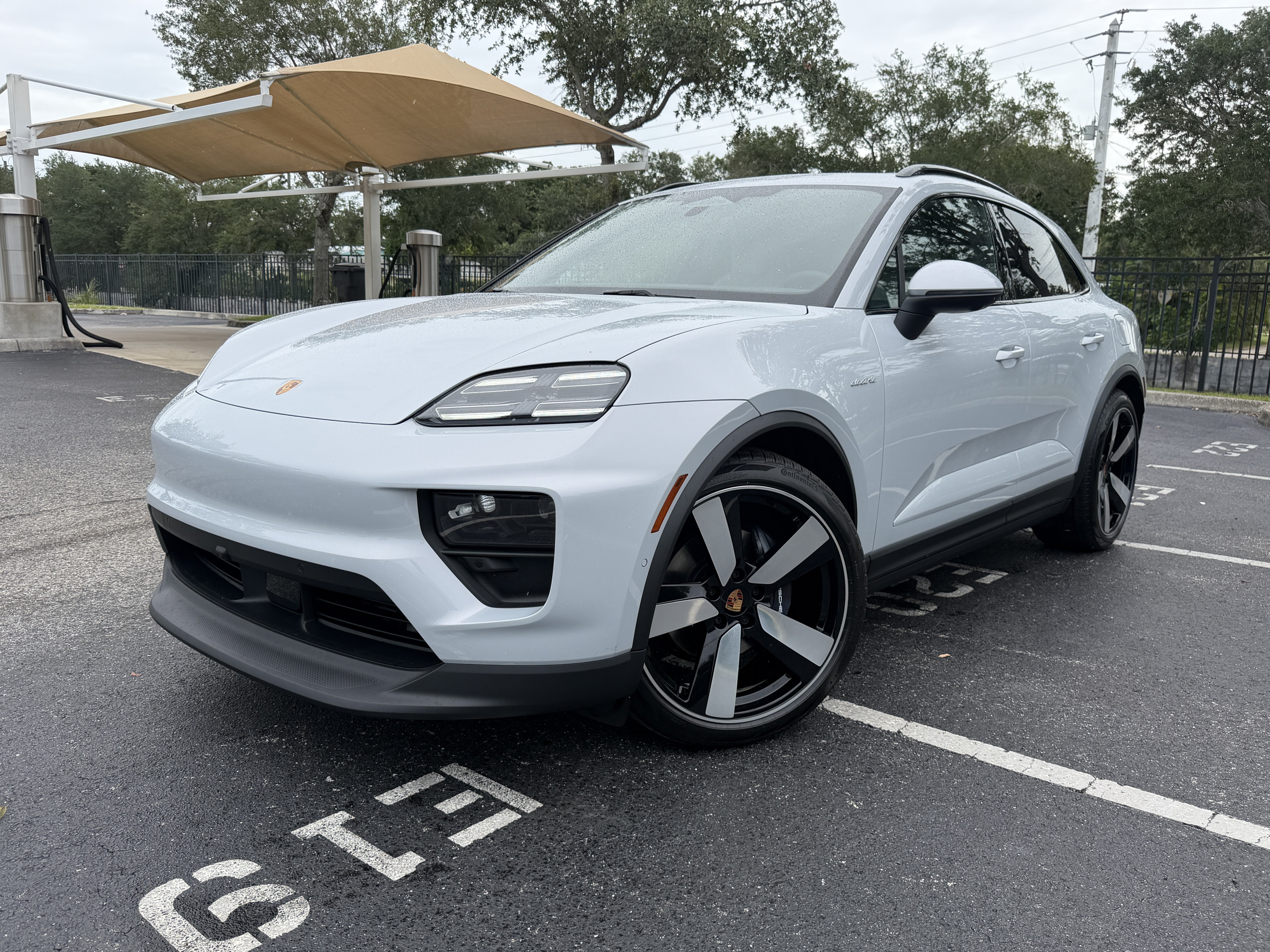 New 2026 Porsche Macan Electric RWD image 1