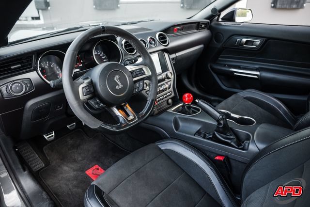 Used 2018 Ford Mustang Shelby GT350 w/ Convenience Package RWD image 3