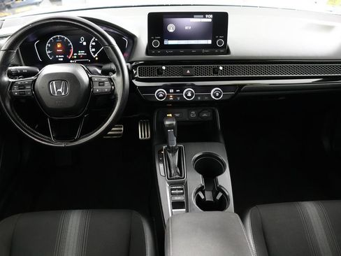 Used 2024 Honda Civic Sport image 2