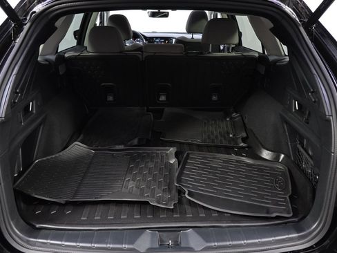 Used 2022 Subaru Outback Premium image 19