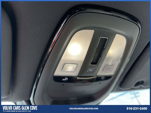 Used 2026 Volvo XC60 B5 Plus w/ Protection Package Premier AWD/4WD image 31