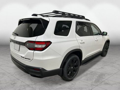 New 2026 Honda Pilot Black Edition image 5