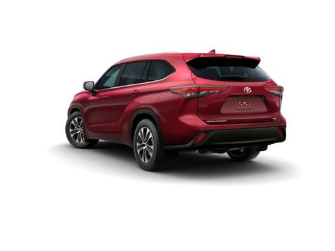 New 2026 Toyota Highlander XLE image 3