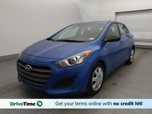Used 2017 Hyundai Elantra GT FWD image 1