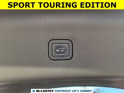 Used 2023 Buick Enclave Essence w/ Experience Buick Package image 39