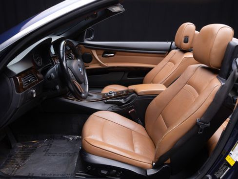 Used 2011 BMW 328i Convertible RWD image 52