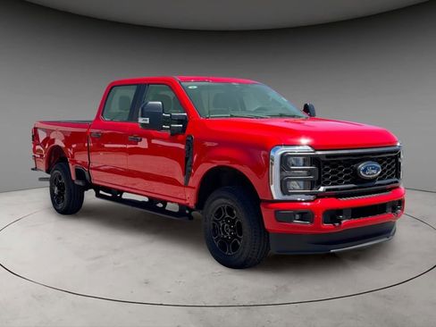 Used 2024 Ford F250 XL w/ STX Appearance Package AWD/4WD image 14
