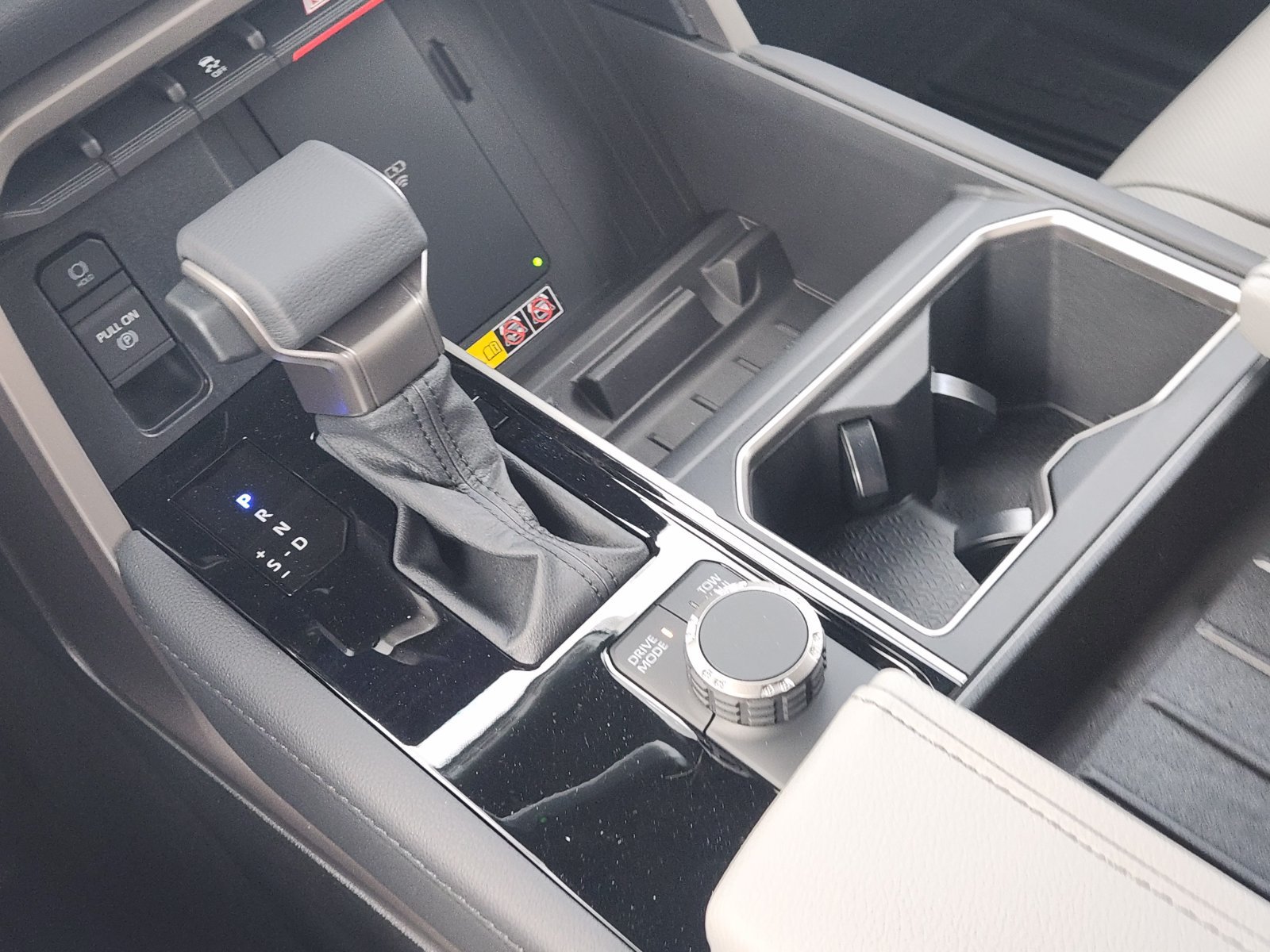 New 2026 Toyota Tundra Limited RWD image 19
