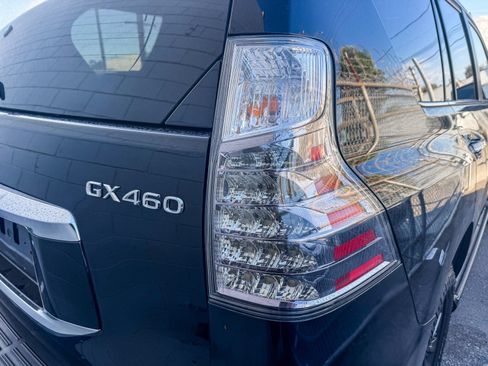 Used 2021 Lexus GX 460 Premium w/ Premium Package AWD/4WD image 11