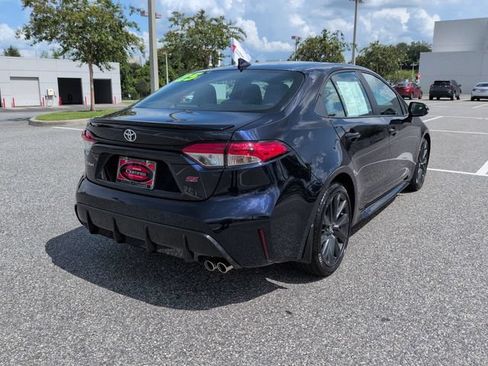 Certified 2025 Toyota Corolla SE FWD image 4