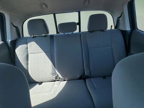 Used 2017 Toyota Tacoma SR w/ SR Convenience Package RWD image 19