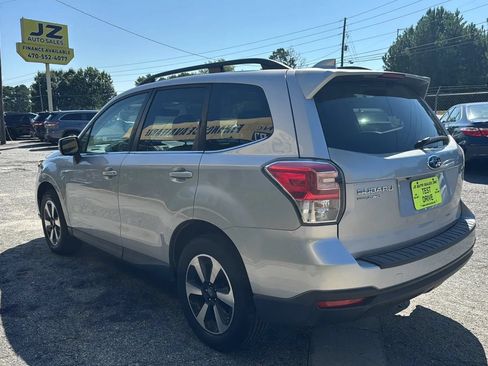 Used 2017 Subaru Forester 2.5i Limited w/ Popular Package #1 AWD/4WD image 5