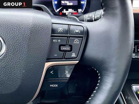 Certified 2025 Toyota Crown Signia w/ Advanced Technology Package image 25