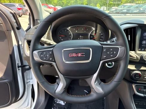 Used 2024 GMC Terrain AT4 AWD/4WD image 28