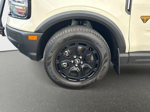 Used 2025 Ford Bronco Sport Badlands w/ Sasquatch Badlands Package image 12