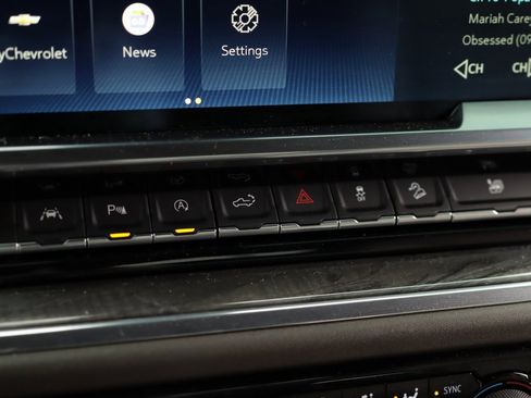 Used 2024 Chevrolet Silverado 1500 LTZ image 18