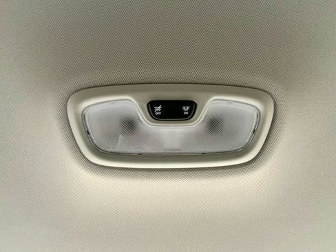 Certified 2025 Chevrolet Trax ACTIV image 53