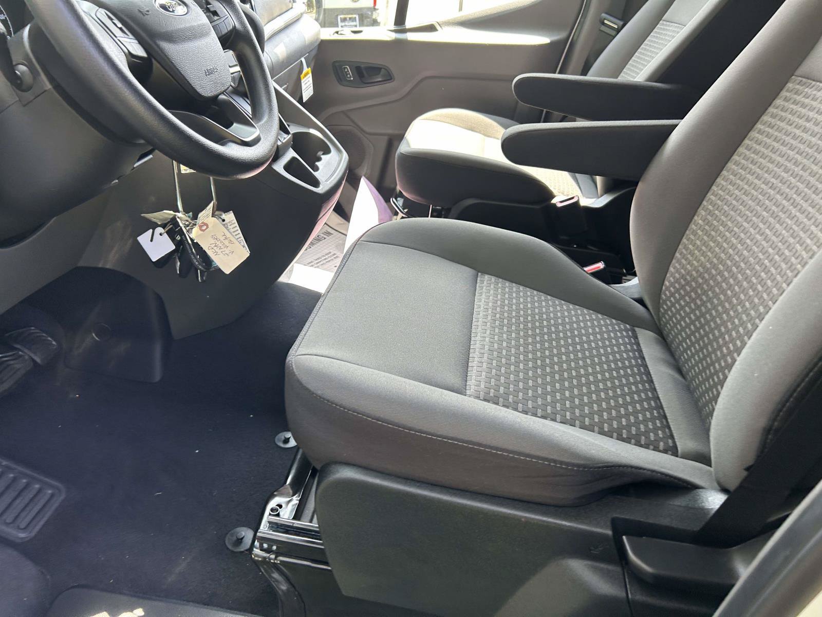 Used 2025 Ford Transit 350 XLT RWD image 18