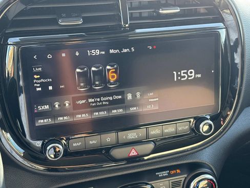 Used 2023 Kia Soul GT-Line image 24